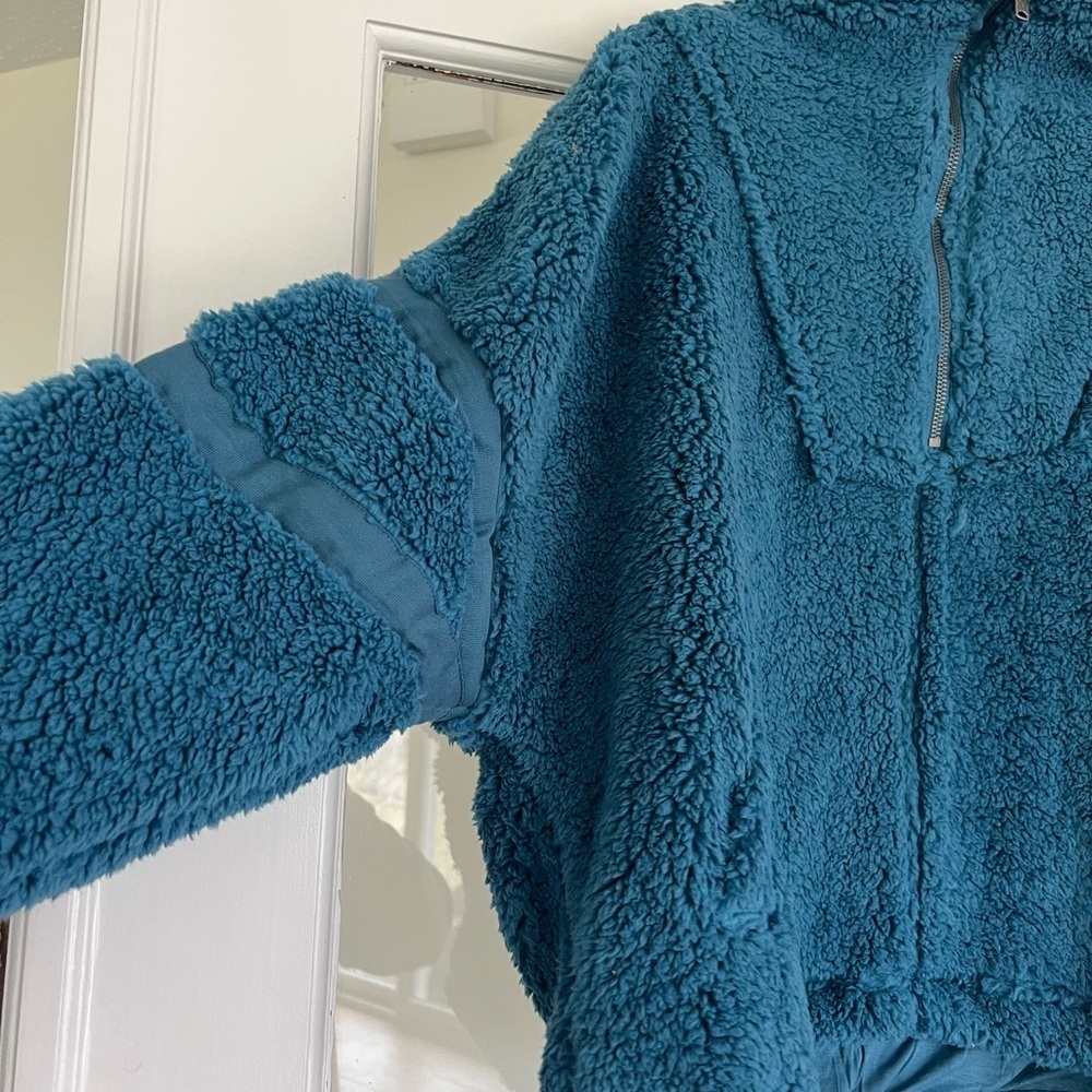 Free People Nantucket Fleece in Wave Runner Blue Sz L - Picture 6 of 8